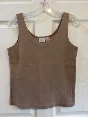 Women's Scoop Neck Tank Top in Taupe